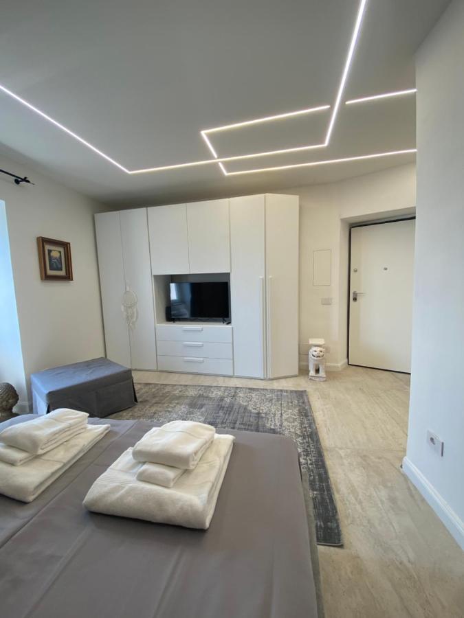Hv Suites Pausilypon ナポリ エクステリア 写真